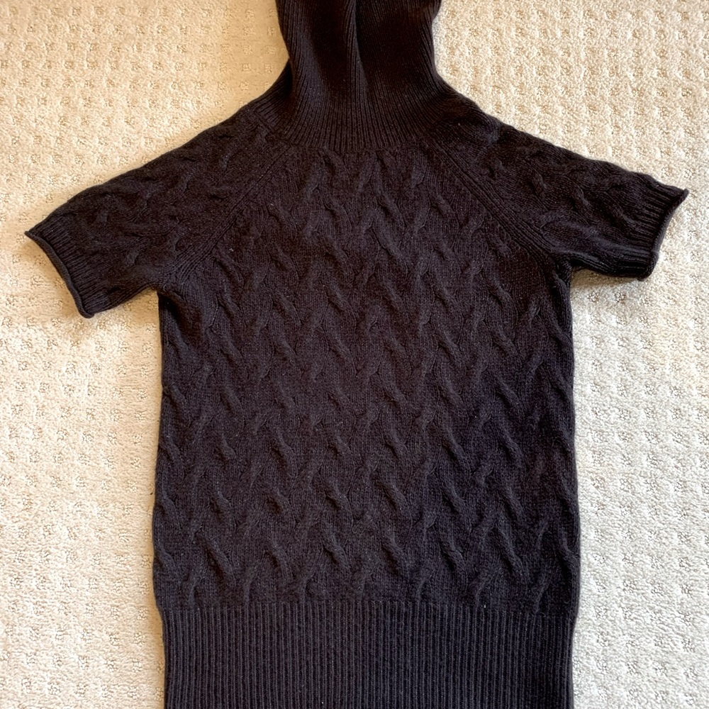 VINCE short sleeve cashmere sweater